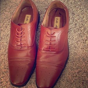 Men’s dress shoes
